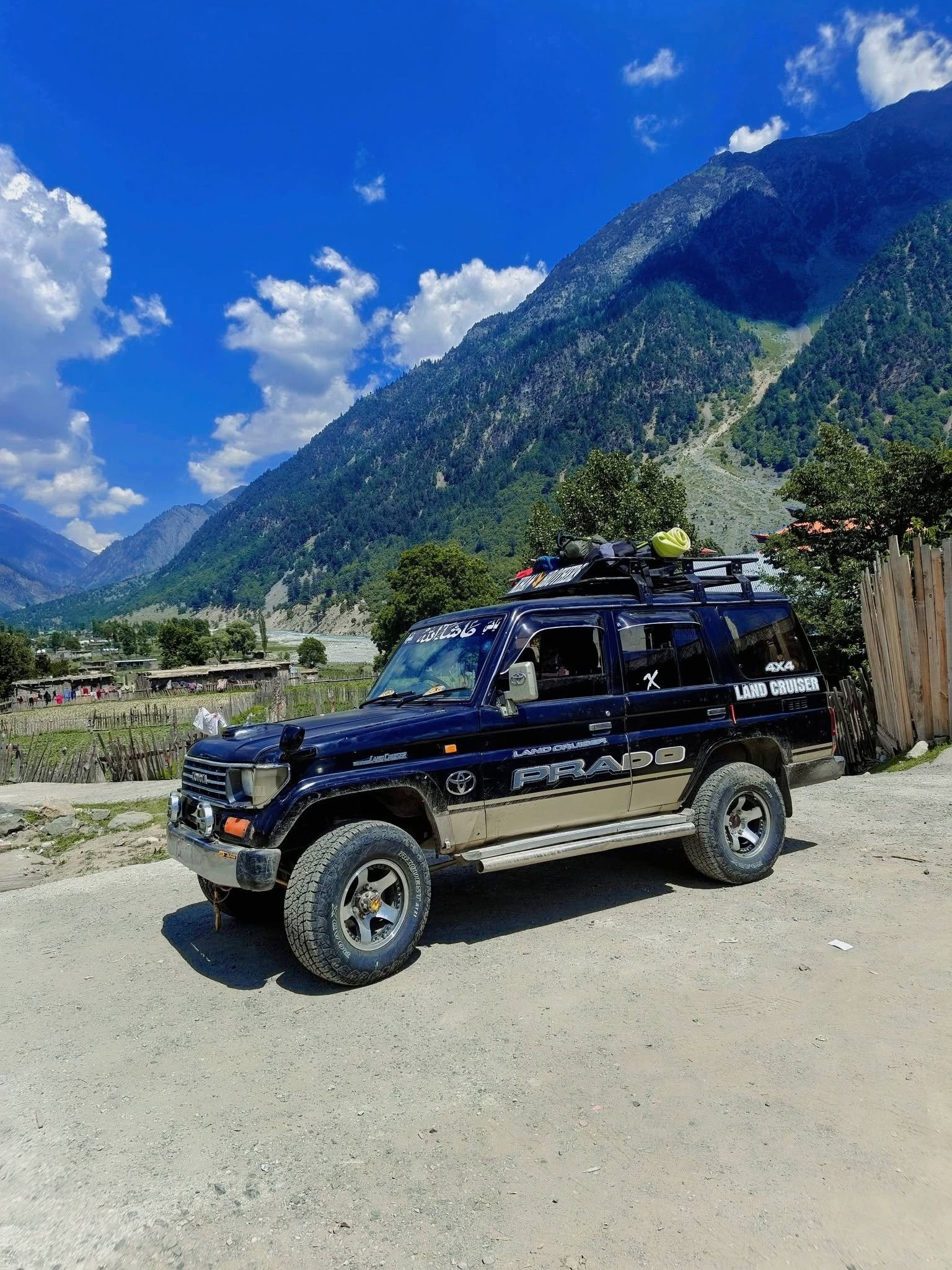 Jeep Safari Tour Package Book