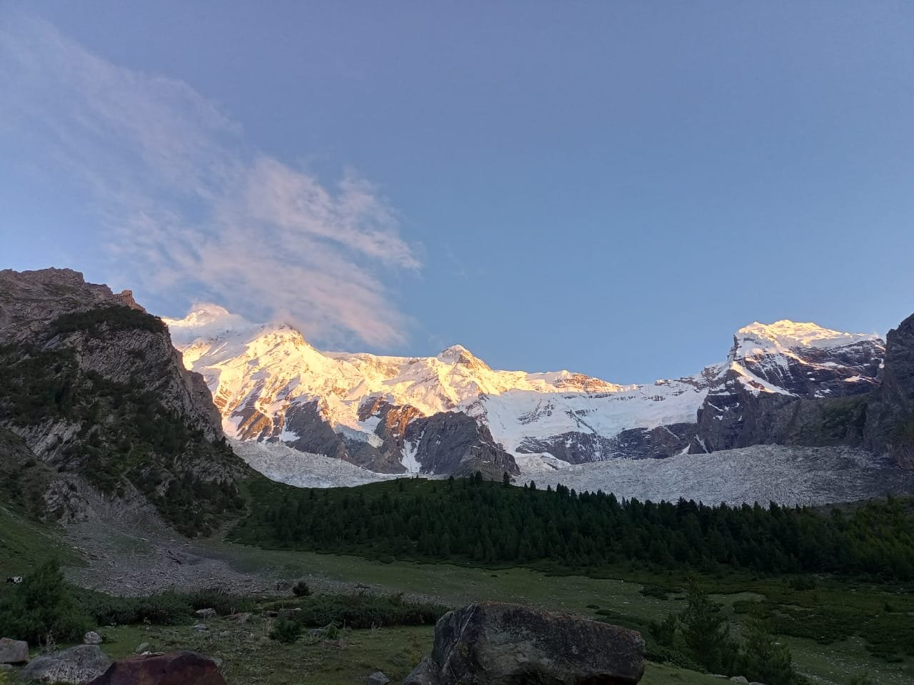 Rakaposhi Basecamp Trek