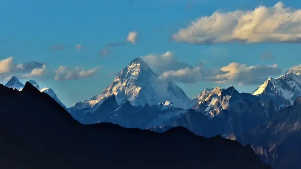 Trekkers viewing K2 from Humbroq viewpoint in Hushe Valley, Gilgit-Baltistan
